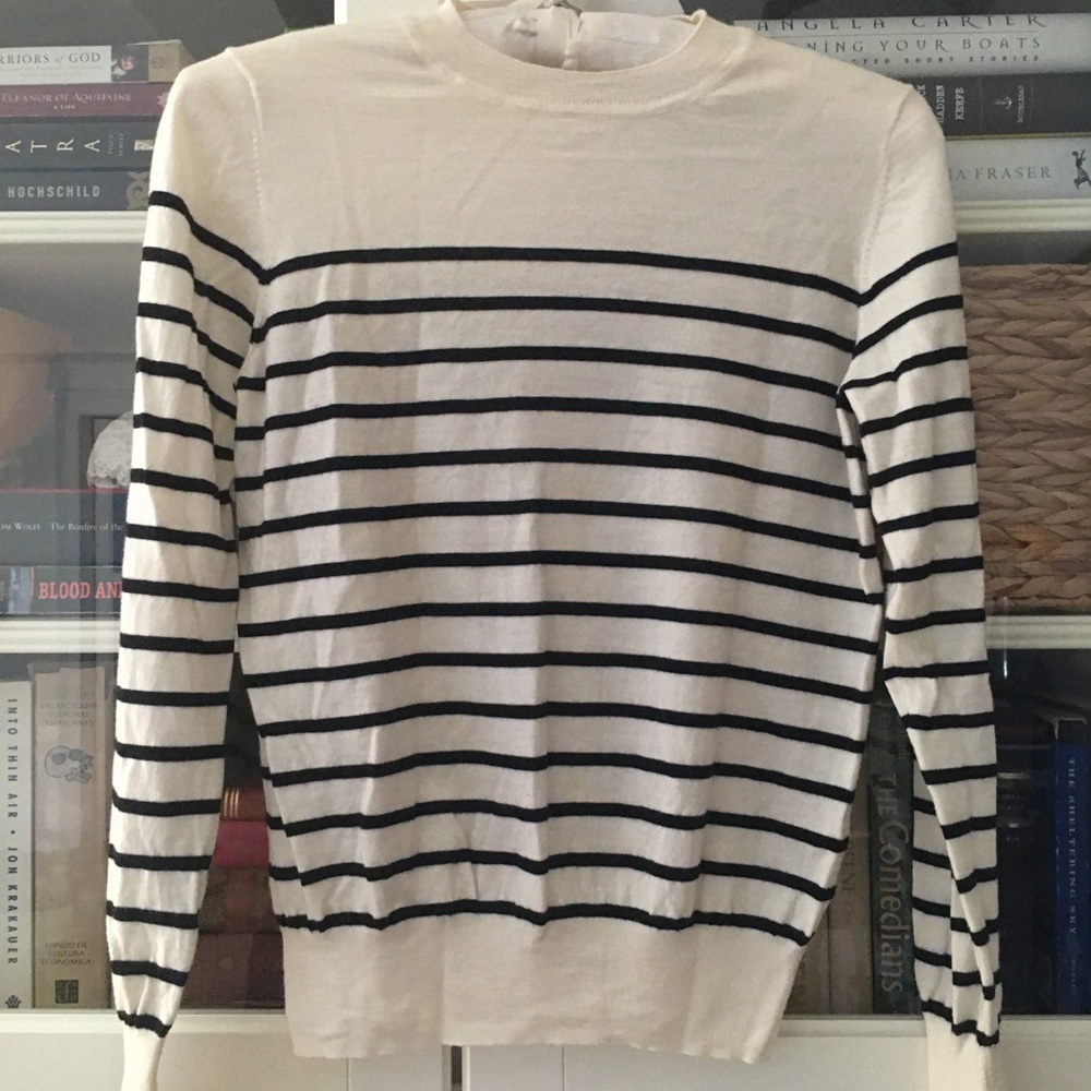 THEORY Cream and Navy Stripe Wool Fisherman Sweater Size 4 Small